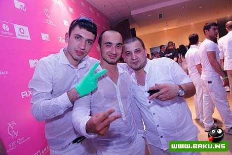 В Баку состоялась «MTV White Party 2011»