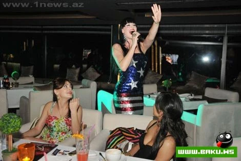 Party «Summer blast» с участием Tara McDonald