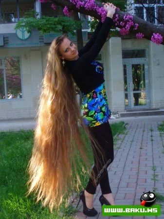 Девушка с длинными волосами (16)