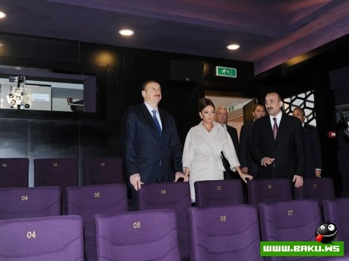 Президент Ильхам Алиев и его супруга Мехрибан Алиева приняли участие в открытии кинотеатра 