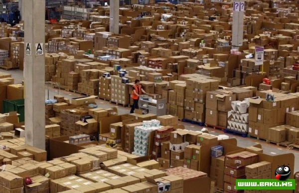 Взгляд изнутри на склад интернет-магазина Amazon (12 фото)