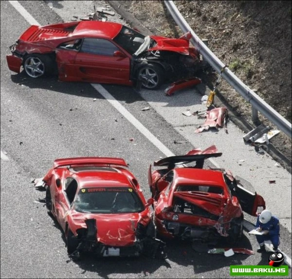 Самая дорогая авария в Японии из 13 спорт-каров