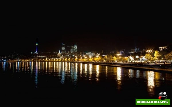 Ночной Баку (46 фото)
