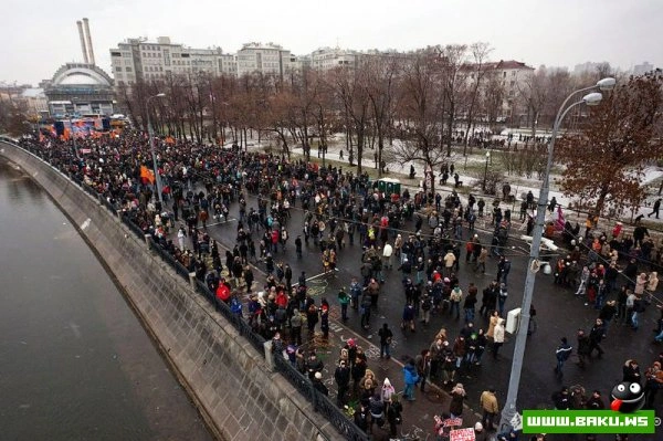 Фотографии московского митинга и других