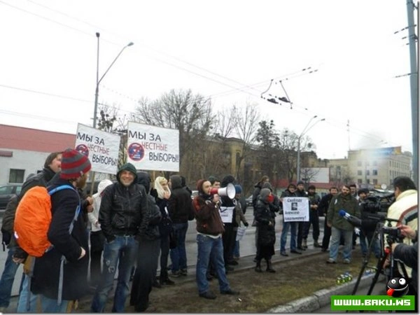 Фотографии московского митинга и других