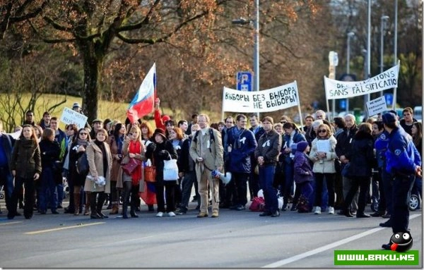 Фотографии московского митинга и других