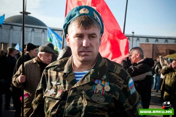 Фотографии московского митинга и других