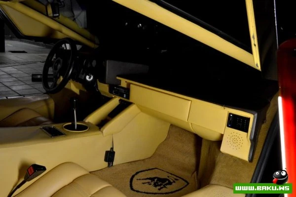 Lamborghini Countach на аукционе (63 фото)