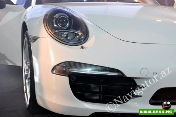Новый Porsche 911 в Баку