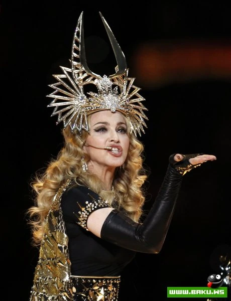 Мадонна на Super Bowl 2012 [16 фото]