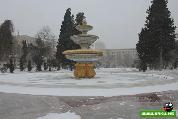 Exclusive! Снежный Баку - 08.02.2012 [44 фото+ видео]