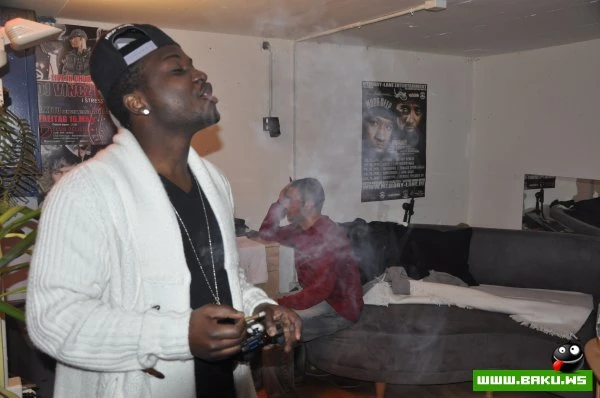 Lilchi2co & URAN [video]