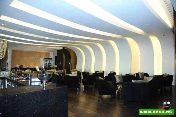 Президент Ильхам Алиев и его супруга Мехрибан Алиева приняли участие в открытии в Баку отеля JW Marriott Absheron