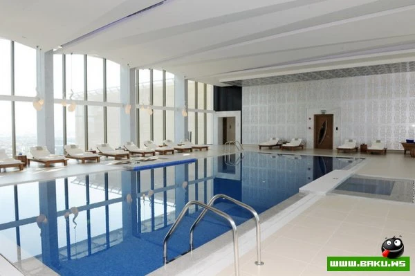 Президент Ильхам Алиев и его супруга Мехрибан Алиева приняли участие в открытии в Баку отеля JW Marriott Absheron