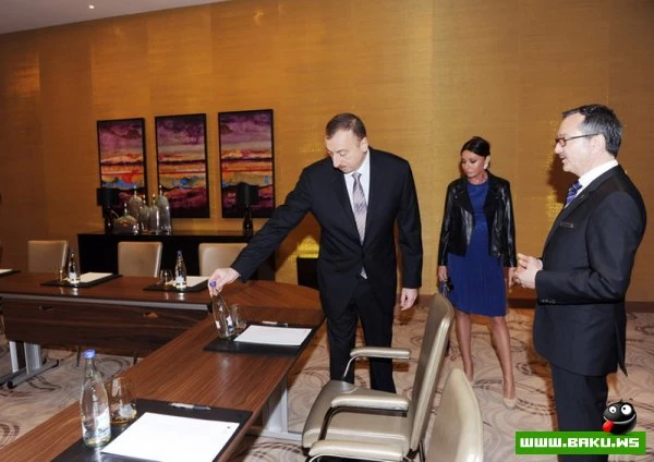 Президент Ильхам Алиев и его супруга Мехрибан Алиева приняли участие в открытии в Баку отеля JW Marriott Absheron