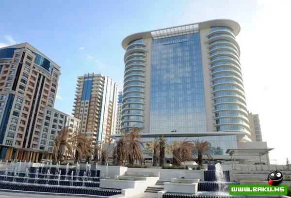 Президент Ильхам Алиев и его супруга Мехрибан Алиева приняли участие в открытии в Баку отеля JW Marriott Absheron