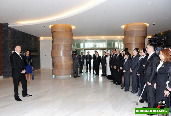 Президент Ильхам Алиев и его супруга Мехрибан Алиева приняли участие в открытии в Баку отеля JW Marriott Absheron