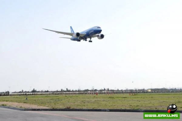 В Баку прошла презентация самолета Boeing-787 Dreamliner [31 фото]