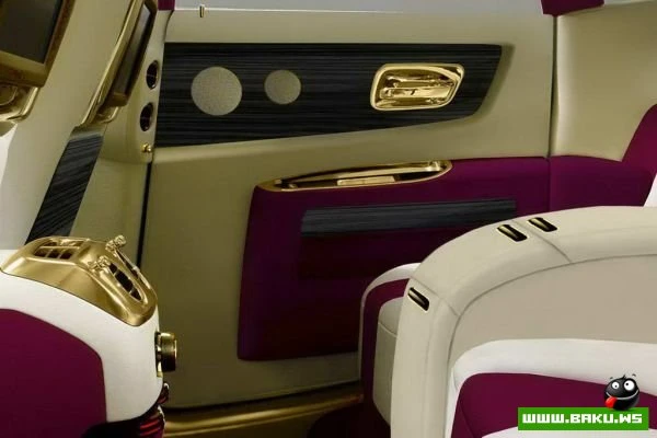 Роскошь на колесах: Золотой Rolls-Royce