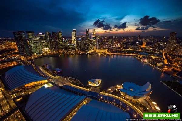 Отель Marina Bay Sands, бассейн под облаками [35 фото]