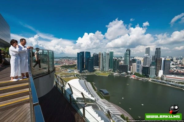 Отель Marina Bay Sands, бассейн под облаками [35 фото]