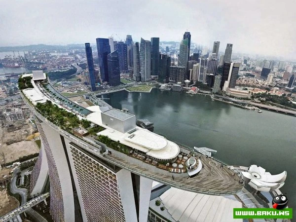 Отель Marina Bay Sands, бассейн под облаками [35 фото]