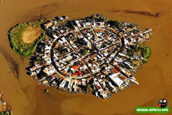 Мескальтитан – город на воде [12 фото]