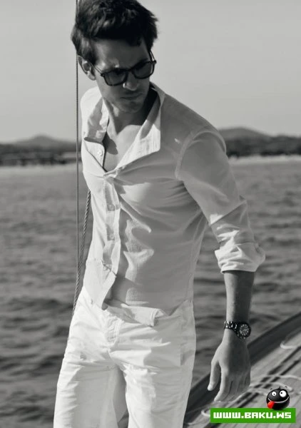 Рекламная кампания очков Giorgio Armani (весна-лето 2012)