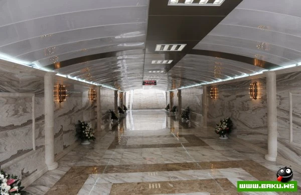 Президент Ильхам Алиев и его супруга Мехрибан Алиева приняли участие в открытии Бакинского фуникулера и подземного перехода на площади Азнефть Президент Ильхам Алиев и его супруга Мехрибан Алиева приняли участие в открытии Бакинского фуникулера и подземного перехода на площади Азнефть