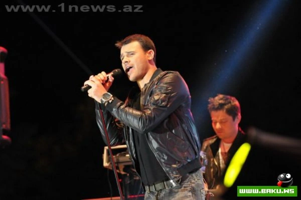 EMIN дал концерт в Eurovillage