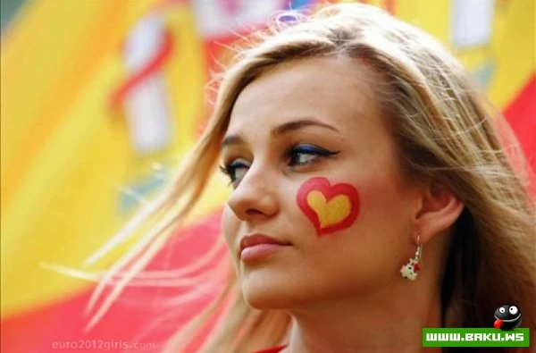 Болельщицы на Евро 2012