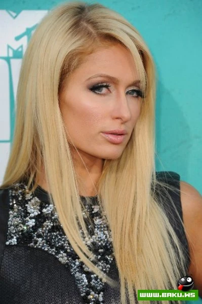 Пэрис и Ники Хилтон на MTV Movie Awards 2012