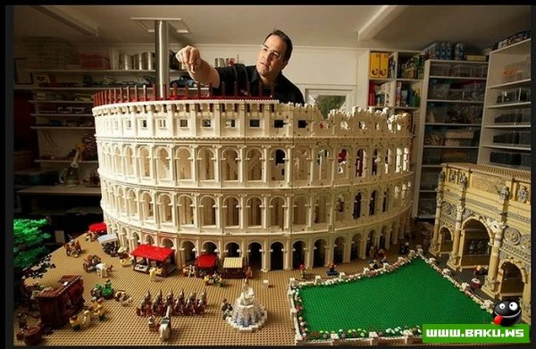 Копия римского Колизея, построенная из 200.000 кирпичиков Lego - ФОТО