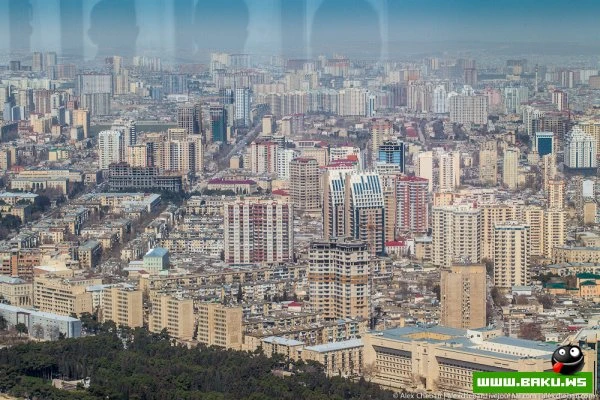 United Colors of Benetton: виды Баку с телебашни и Flame Towers