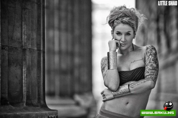 Танцоры и танцовщицы в фотографиях Little Shao