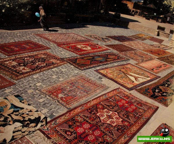 Чуть-чуть меня в фото-впечатлениях Петра от Баку