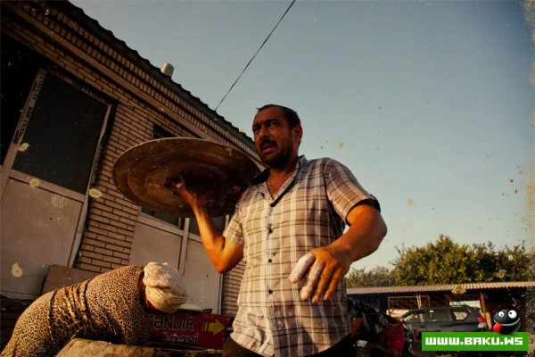 Чуть-чуть меня в фото-впечатлениях Петра от Баку