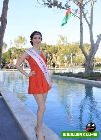 Участницы конкурса Miss Civilization совершили прогулку по Бакинскому бульвару