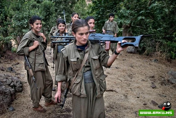 Курдские женщины-боевики