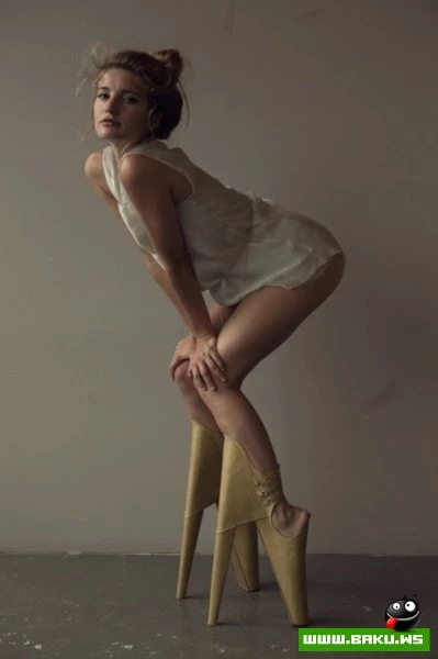 Девушки, хотели бы себе такие туфли?