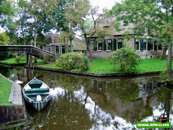 Гитхорн (Giethoorn) – деревня без дорог