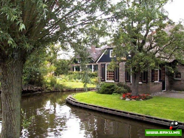 Гитхорн (Giethoorn) – деревня без дорог