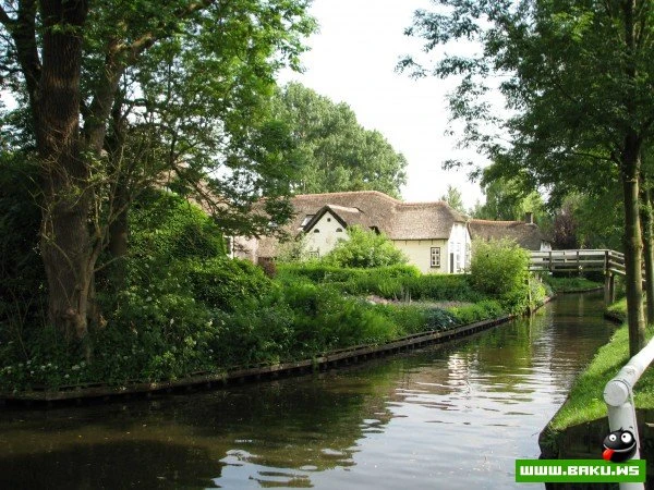Гитхорн (Giethoorn) – деревня без дорог