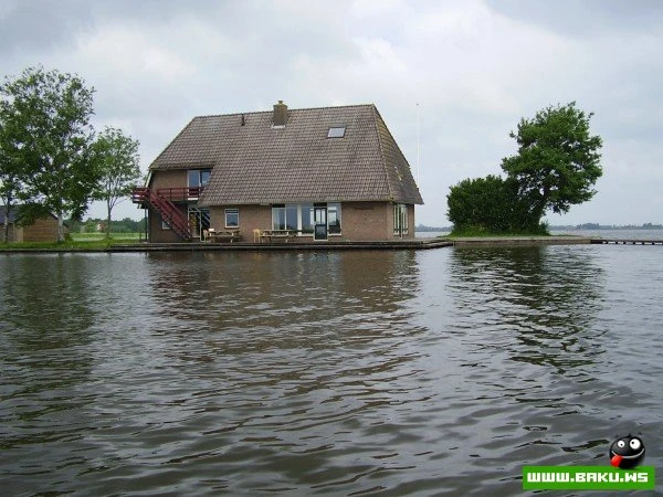 Гитхорн (Giethoorn) – деревня без дорог