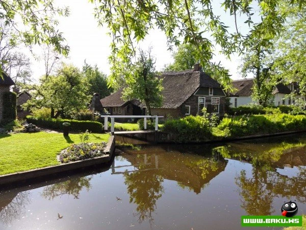 Гитхорн (Giethoorn) – деревня без дорог