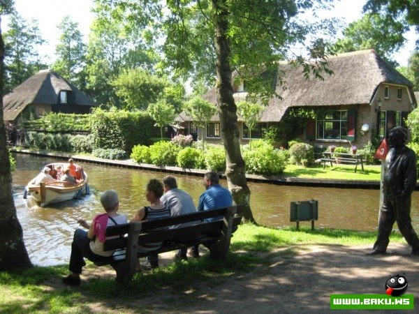 Гитхорн (Giethoorn) – деревня без дорог
