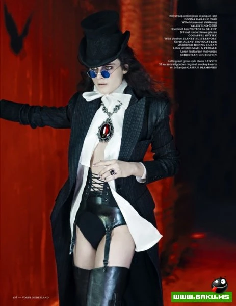 Анна де Рийк в журнале «Vogue» к Хэллоуину