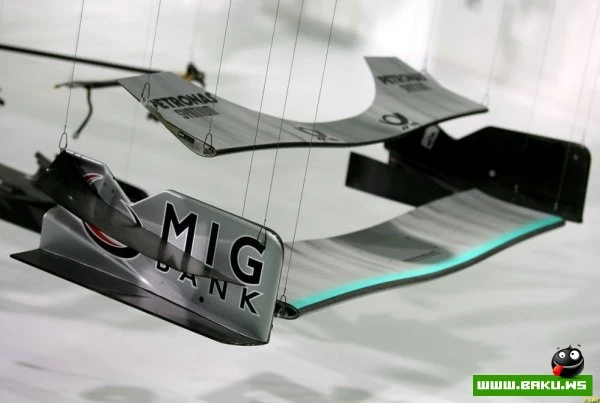 Разобранный болид Формулы-1