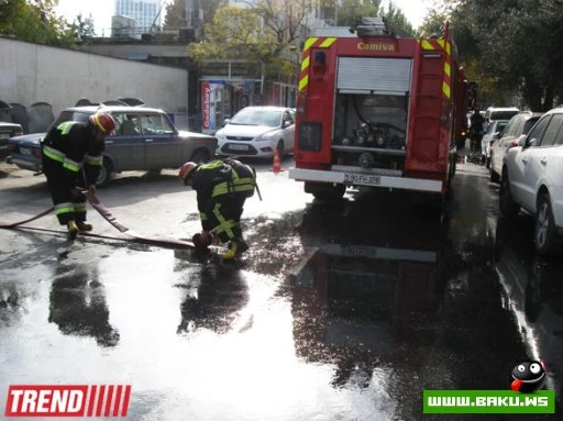 В Баку в ресторане произошел пожар, есть раненые
