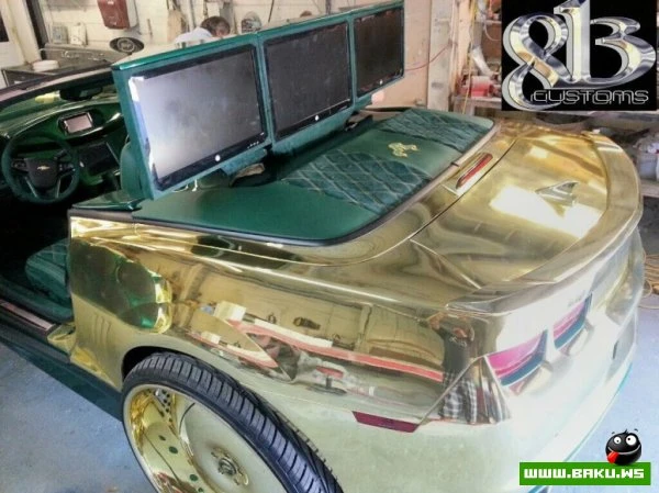 Золотое Chevrolet Camaro King ZL1 и 30-дюймовые колеса